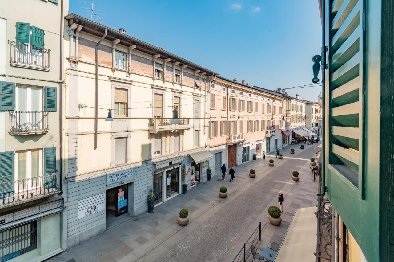 Appartamento Piazza Garibaldi - F&L Apartment Brescia Zewnętrze zdjęcie