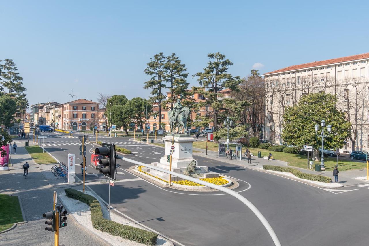 Appartamento Piazza Garibaldi - F&L Apartment Brescia Zewnętrze zdjęcie